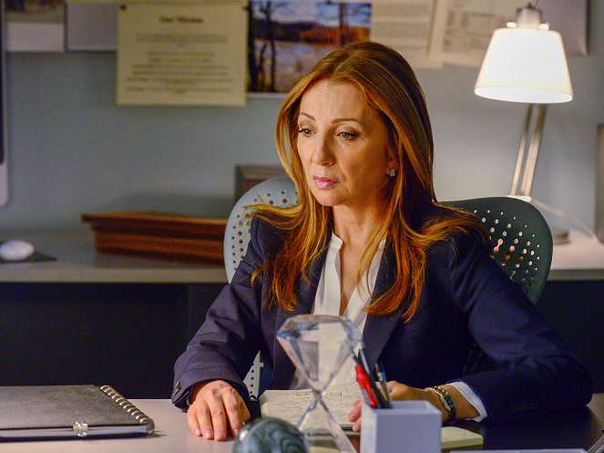 Resurrection - Season 2 - Afflictions - Photos - Donna Murphy