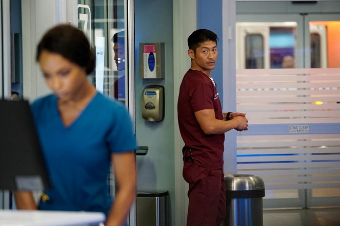 Nemocnice Chicago Med - Série 4 - Be My Better Half - Z filmu - Brian Tee