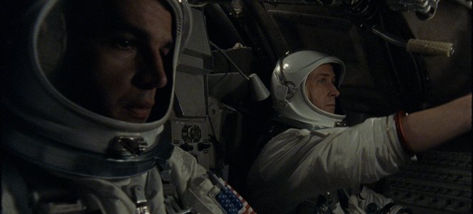 O Primeiro Homem na Lua - Do filme - Christopher Abbott, Ryan Gosling