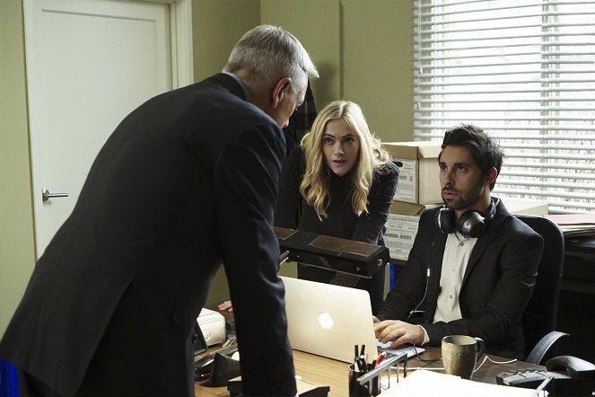 NCIS: Naval Criminal Investigative Service - Operation Willoughby - Filmfotos - Emily Wickersham