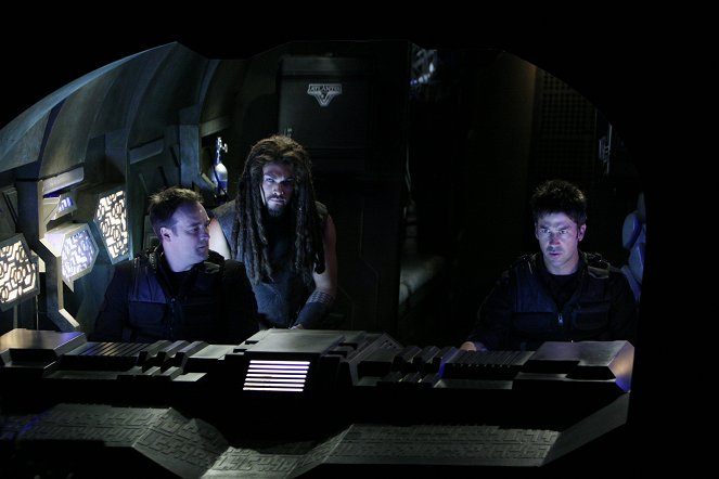 Stargate: Atlantis - The Queen - Do filme - David Hewlett, Jason Momoa, Joe Flanigan
