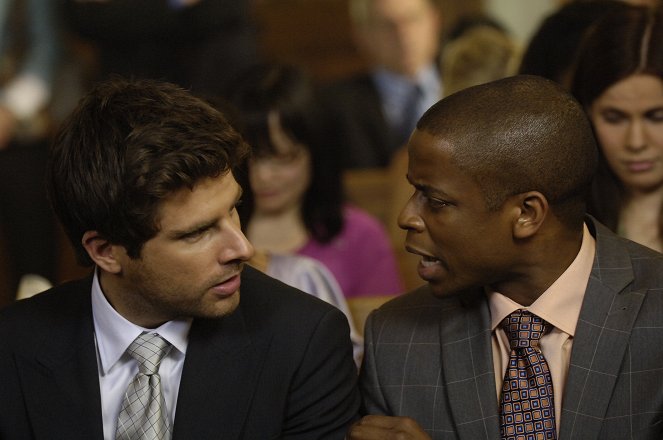 Psych - Season 1 - Speak Now or Forever Hold Your Piece - Photos - James Roday Rodriguez, Dulé Hill