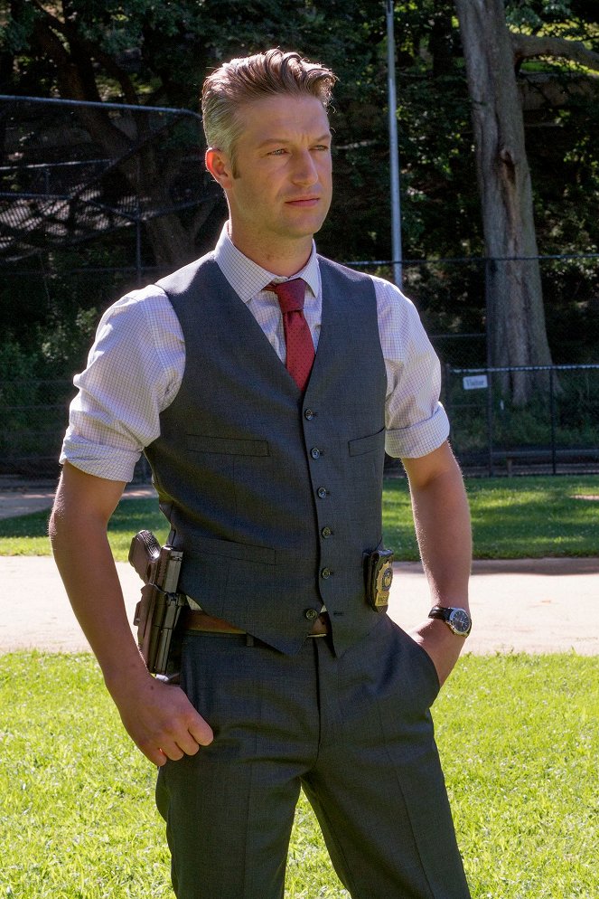 Law & Order: Special Victims Unit - Man Up - Photos - Peter Scanavino