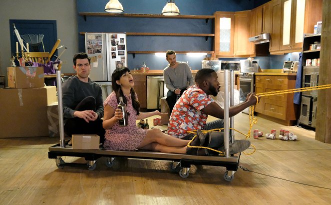 New Girl - Engram Pattersky - Photos