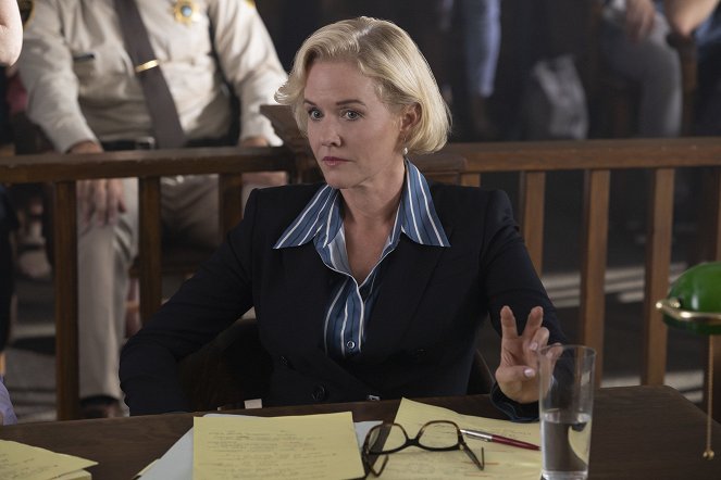 Riverdale - Chapter Thirty-Six: Labor Day - Photos - Penelope Ann Miller