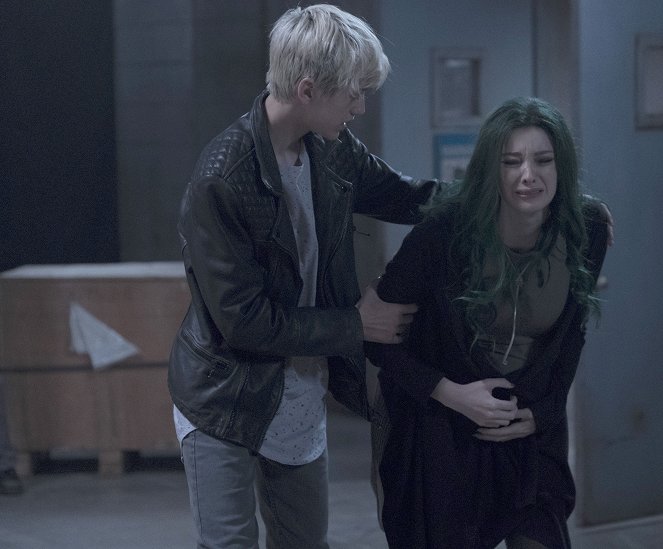 The Gifted - eMergenz - Filmfotos - Percy Hynes White, Emma Dumont