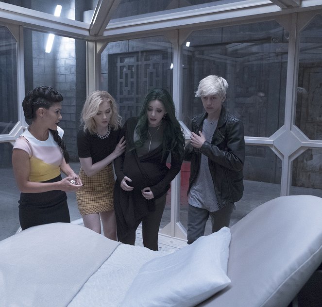 Mutanti - Season 2 - Spájanie síl - Z filmu - Grace Byers, Skyler Samuels, Emma Dumont, Percy Hynes White