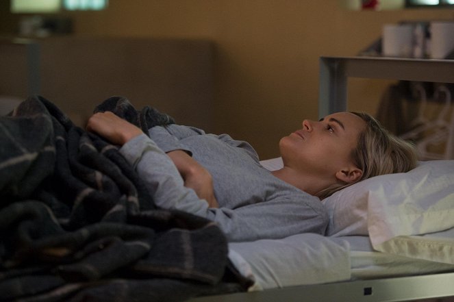 Orange Is The New Black - On a toutes besoin d'aide - Film - Taylor Schilling