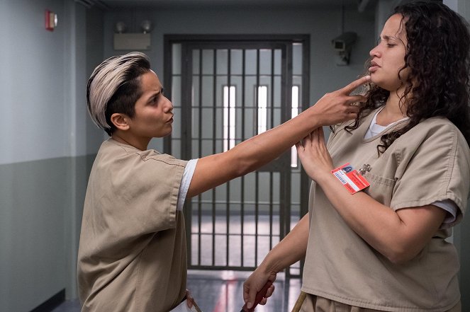 Orange Is the New Black - Look Out for Number One - Photos