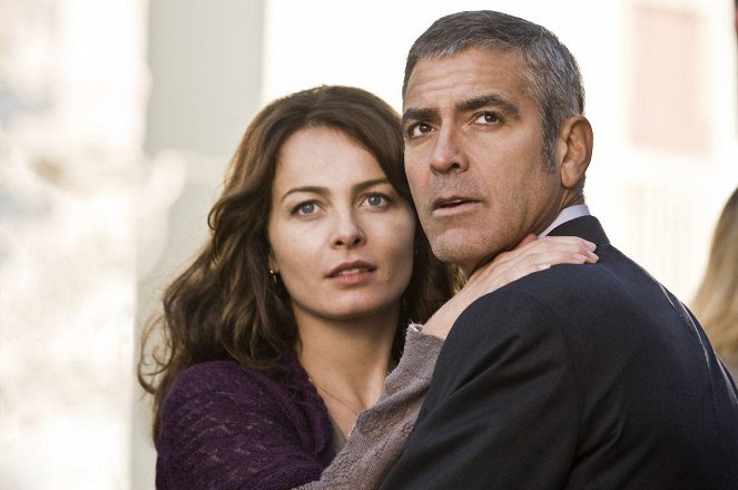 Američan - Z filmu - Violante Placido, George Clooney