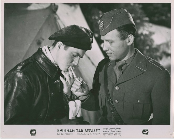 Kvinnan tar befälet - Lobby Cards - Karl-Arne Holmsten