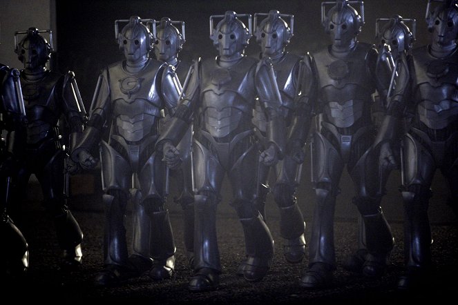 Doctor Who - Le Règne des cybermen - 1ère partie - Film