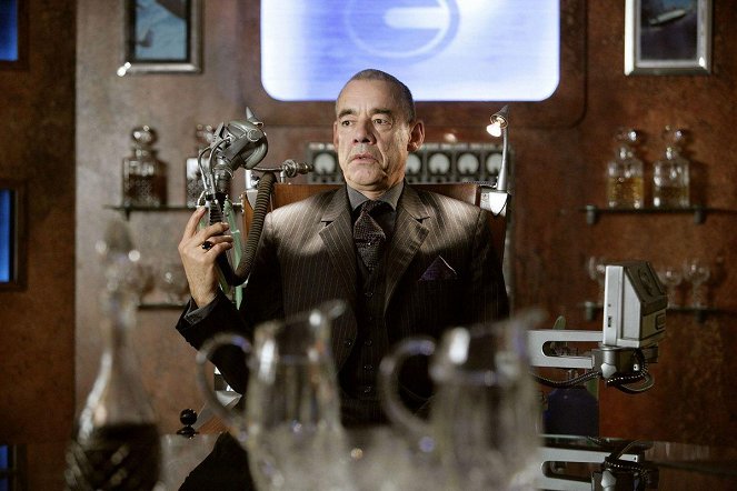 Doctor Who - Rise of the Cybermen - Photos - Roger Lloyd Pack