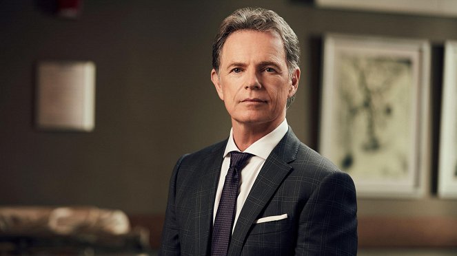 The Resident - Promoción - Bruce Greenwood