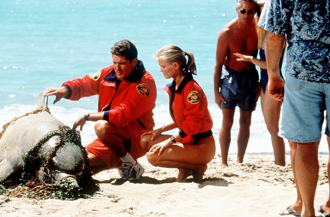 Baywatch - Die Rettungsschwimmer von Malibu - Season 8 - Neely und der Drogendealer - Filmfotos - David Hasselhoff, Kelly Packard