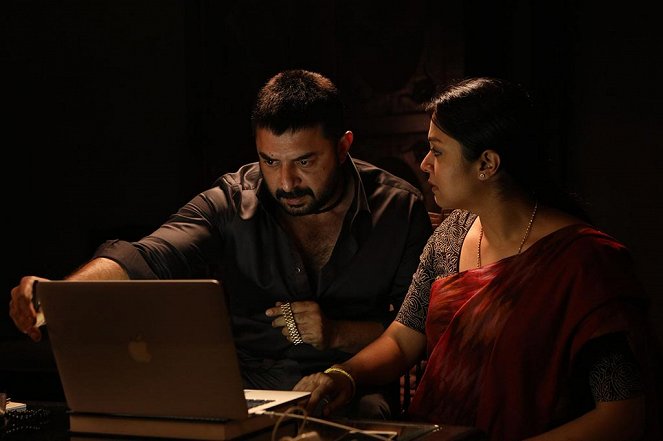 Chekka Chivantha Vaanam - Filmfotos - Arvind Swamy, Jyotika