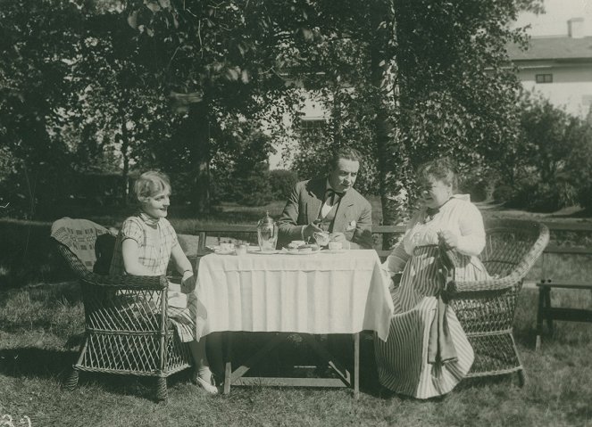 Hennes lilla majestät - Filmfotos - Margita Alfvén, Gunnar Tolnæs, Stina Berg