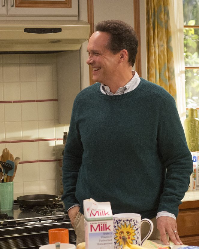 American Housewife - Family Secrets - Photos - Diedrich Bader