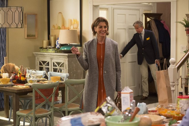 American Housewife - The Couple - Photos - Wendie Malick, George Hamilton