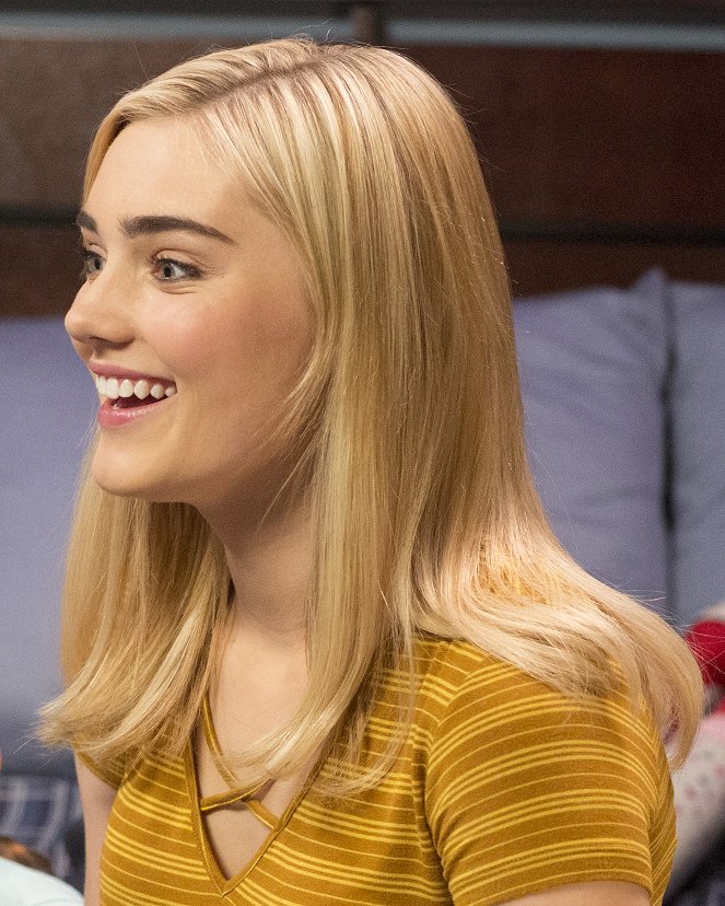 American Housewife - The Inheritance - Photos - Meg Donnelly