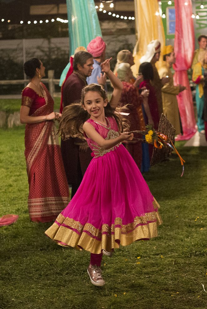 American Housewife - Gambas sauce Bollywood - Film - Julia Butters