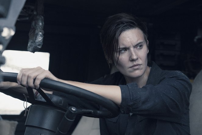 Fear the Walking Dead - ...I Lose Myself - Photos - Maggie Grace