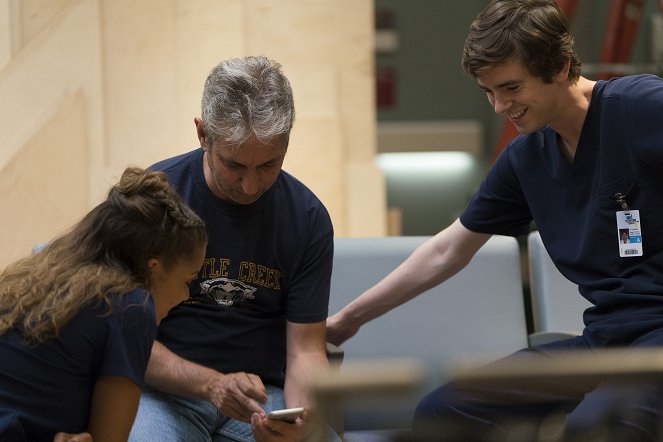 The Good Doctor - Meio-termo - De filmagens - Freddie Highmore