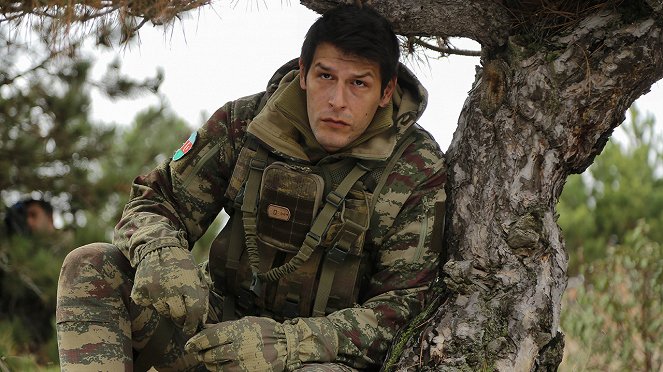 Savaşçı - Season 2 - Episode 13 - Kuvat elokuvasta