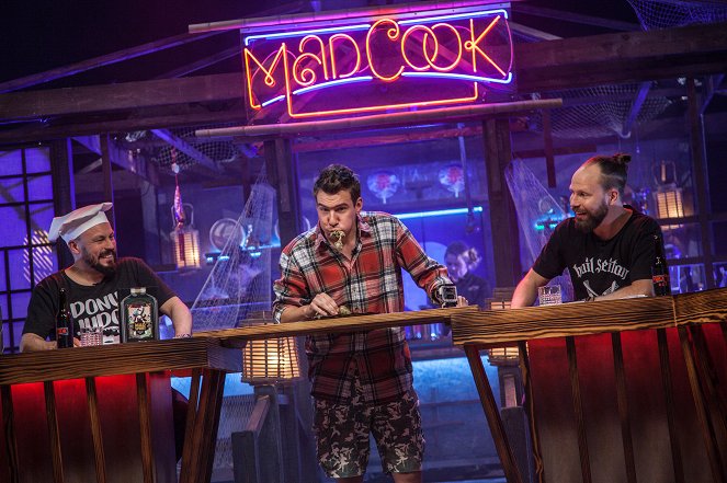 Mad Cook Show - Season 2 - Erityisruokavaliot ja dieetit - Photos - Riku Rantala, Aku Hirviniemi, Tuomas Milonoff