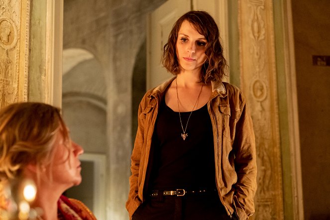 SOKO Potsdam - Season 1 - Ein schwerer Fehler - Z filmu - Caroline Erikson