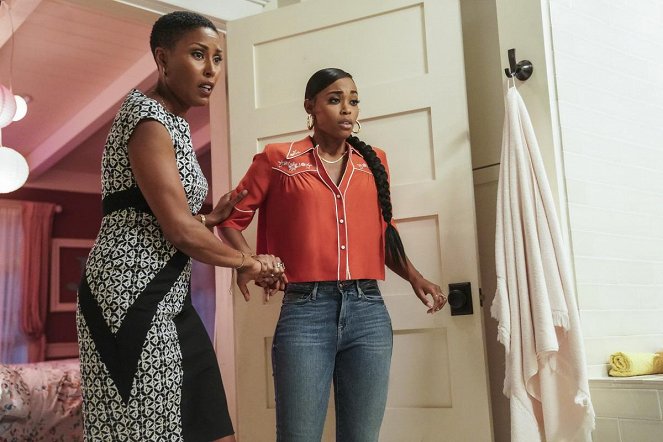 Black Lightning - The Book of Consequences: Chapter One: Rise of the Green Light Babies - Photos - Christine Adams, Nafessa Williams