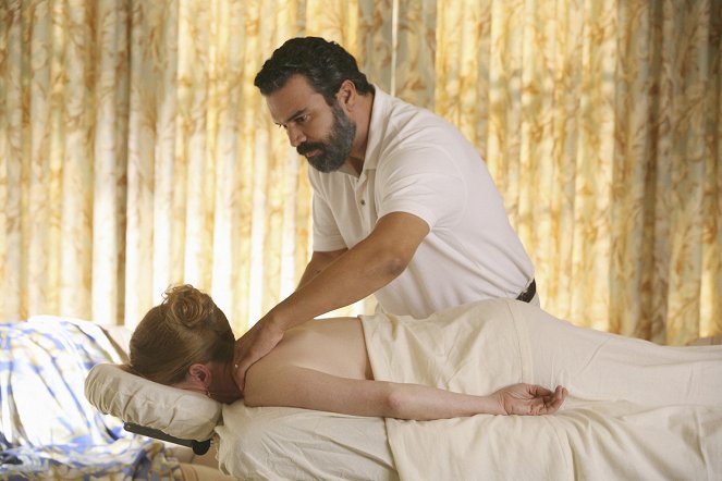 Desperate Housewives - There's Always a Woman - Photos - Ricardo Chavira