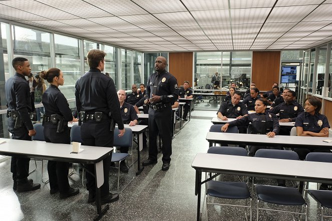 The Rookie - Season 1 - Pilot - Photos - Titus Makin Jr., Melissa O'Neil, Richard T. Jones