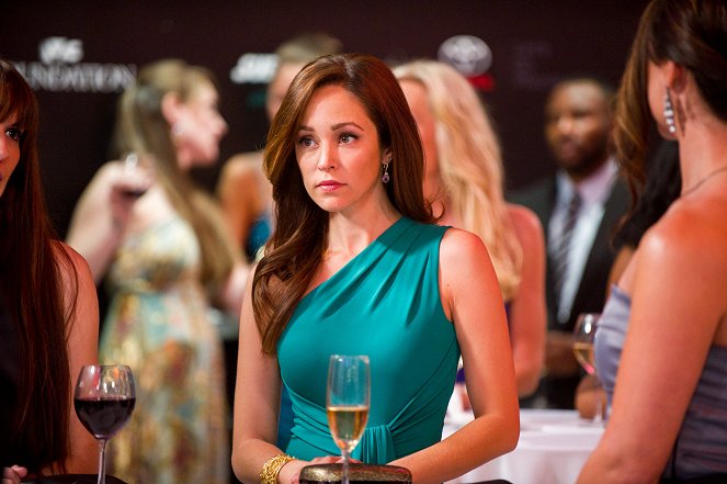 Necessary Roughness - V3 for Vendetta - De la película - Autumn Reeser