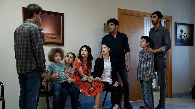 Our Story - Episode 37 - Photos - Ömer Sevgi, Zeynep Selimoğlu, Nesrin Cavadzade, Burak Deniz, Alp Akar