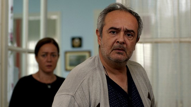 Sila ženy - Season 2 - Episode 2 - Z filmu - Şerif Erol