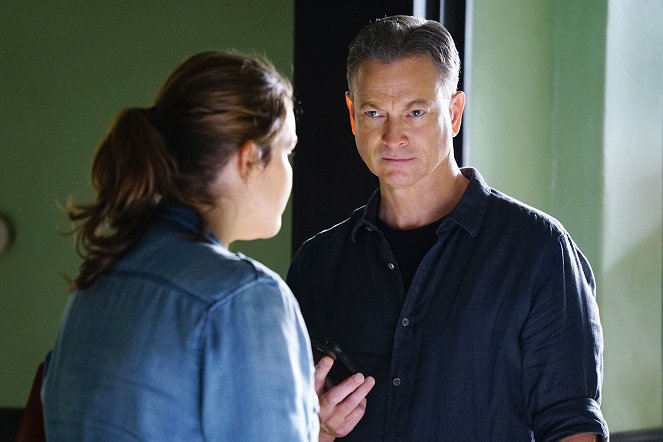 Criminal Minds: Beyond Borders - Citizens of the World - Photos - Gary Sinise