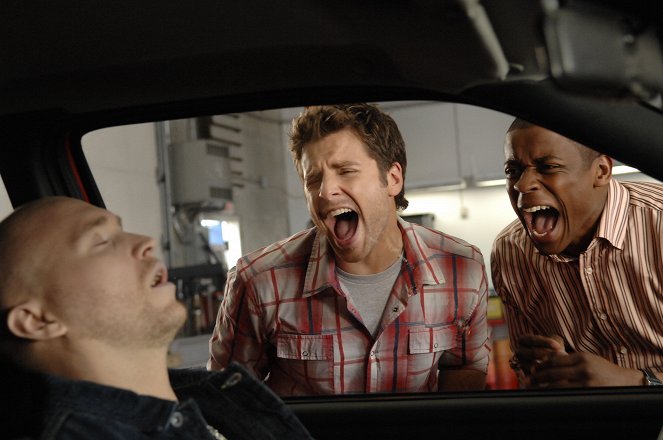 Psych - Zero to Murder in Sixty Seconds - Photos - James Roday Rodriguez, Dulé Hill