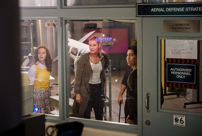 The Librarians - And the Point of Salvation - Photos - Lindy Booth, Rebecca Romijn, John Harlan Kim