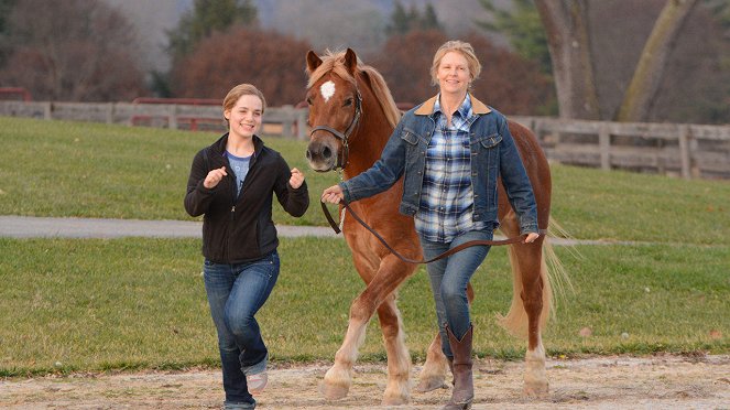 Ein Pferd für Lizzy - Mein Freund fürs Leben - Filmfotos - Taylor Lyons, Francine Locke