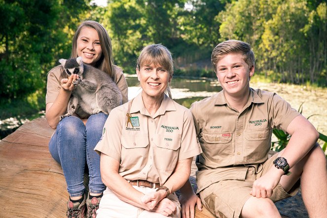 Die Irwins – Crocodile Hunter Family - Werbefoto - Bindi Irwin, Terri Irwin, Robert Clarence Irwin