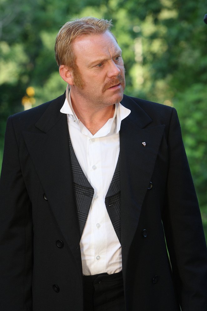 Murdoch Mysteries - Rich Boy, Poor Boy - Filmfotos - Thomas Craig