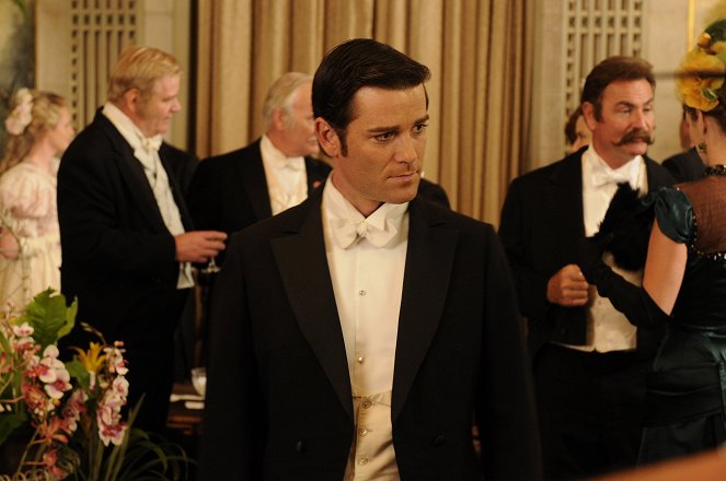 Murdoch Mysteries - Season 3 - This One Goes to Eleven - Photos