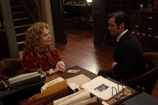 Murdoch Mysteries - Blood and Circuses - Photos