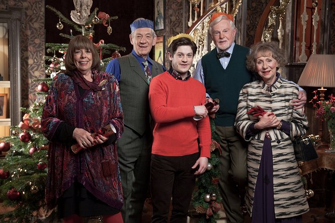 Vicious - Season 1 - Christmas Special - Werbefoto - Frances de la Tour, Ian McKellen, Iwan Rheon, Derek Jacobi