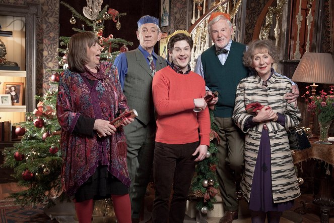 Vicious - Season 1 - Christmas Special - Werbefoto - Frances de la Tour, Ian McKellen, Iwan Rheon, Derek Jacobi