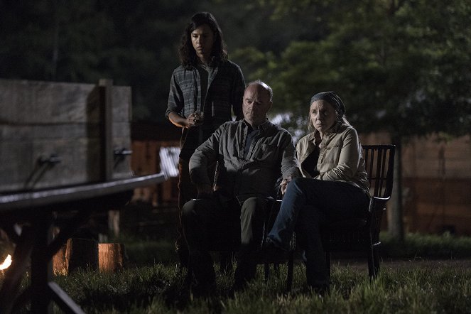 The Walking Dead - Season 9 - A New Beginning - Photos - John Finn, Brett Butler