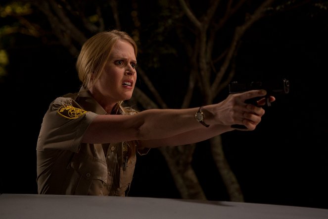Stan Against Evil - Know, Know, Know Your Goat - Filmfotos - Janet Varney