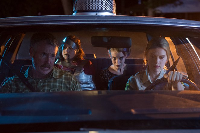 Stan Against Evil - I'm Gleaning My Coven - Photos - John C. McGinley, Janet Varney
