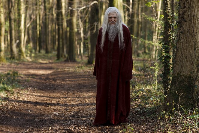 Merlin - A Servant of Two Masters - Van film - Colin Morgan